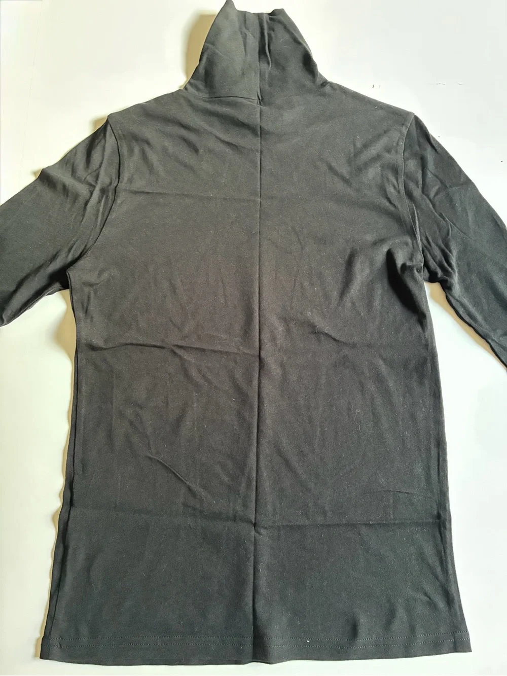 J.Crew.Women’s Feather jersey turtleneck.100% cotton. Black.S.NWT.